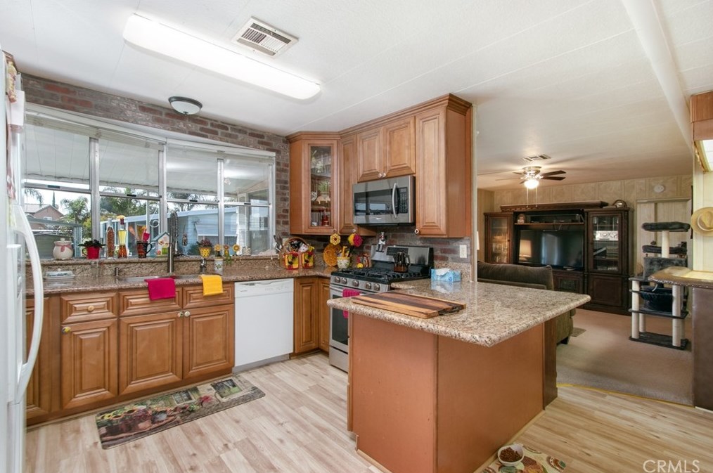4133 W Wilson #62, Banning, CA 92220