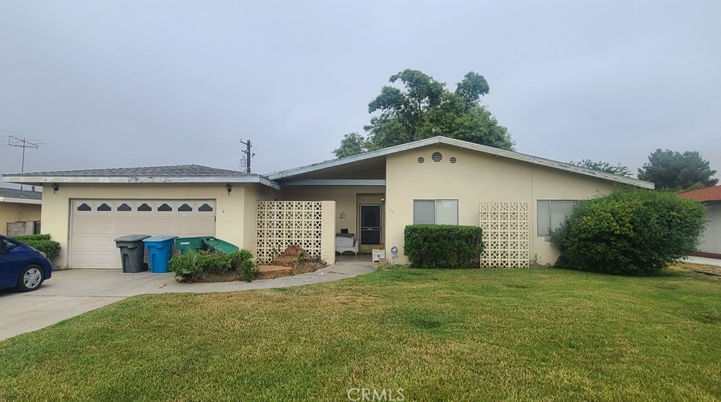 1148 Cherry Ln, Calimesa, CA 92320