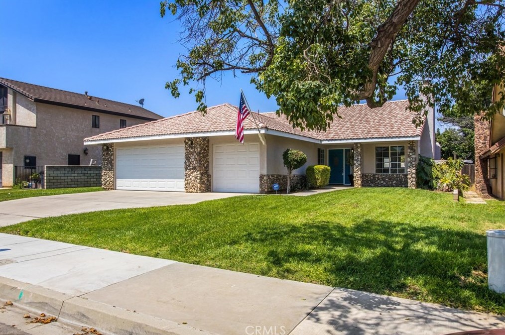 12640 Sandburg Way, Colton, CA 92313-5833