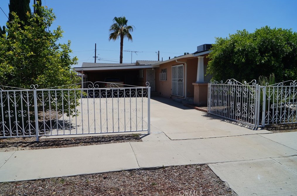 690 East E Street, Colton, CA 92324