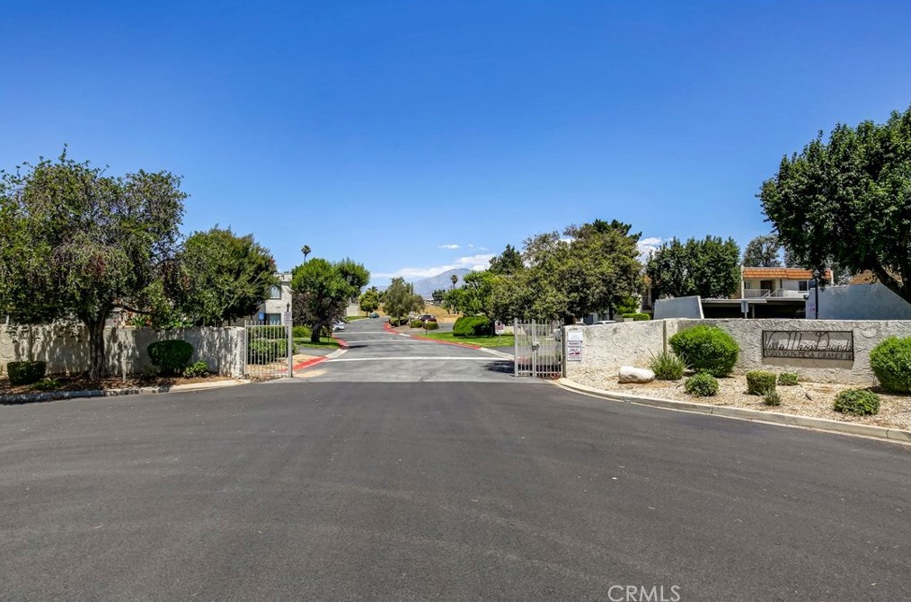 35127 Mesa Grande Dr, Calimesa, CA 92320-1920