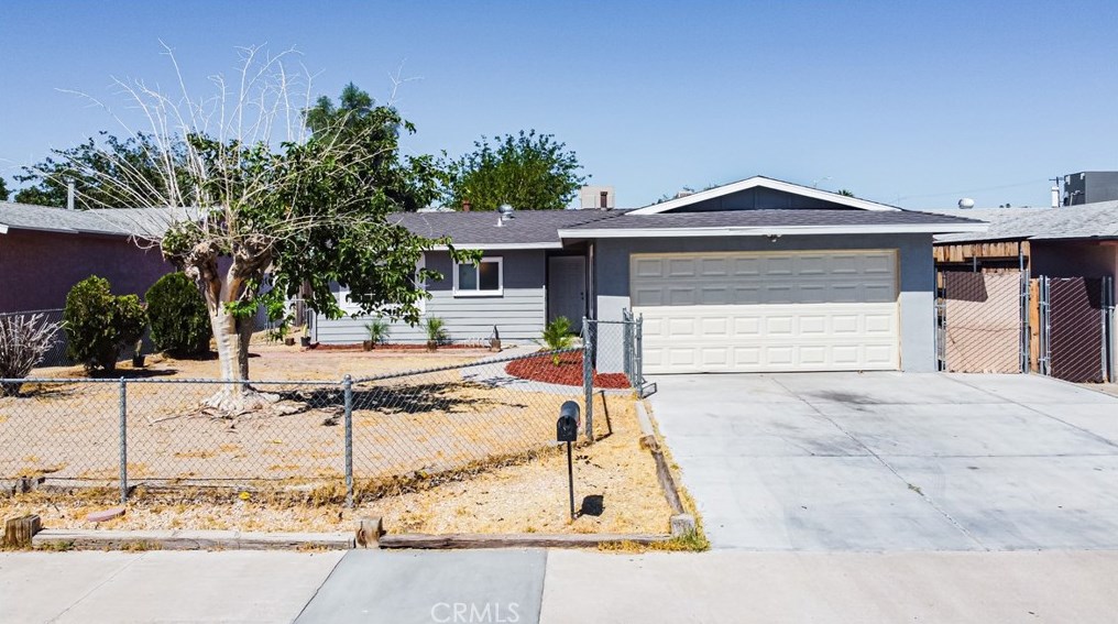 304 Muir Ave, Barstow, CA 92311