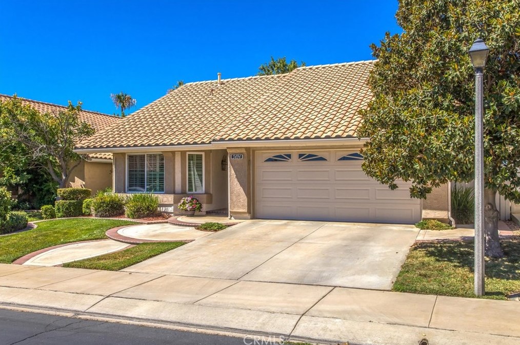 5494 Pinehurst Dr, Banning, CA 92220-5209