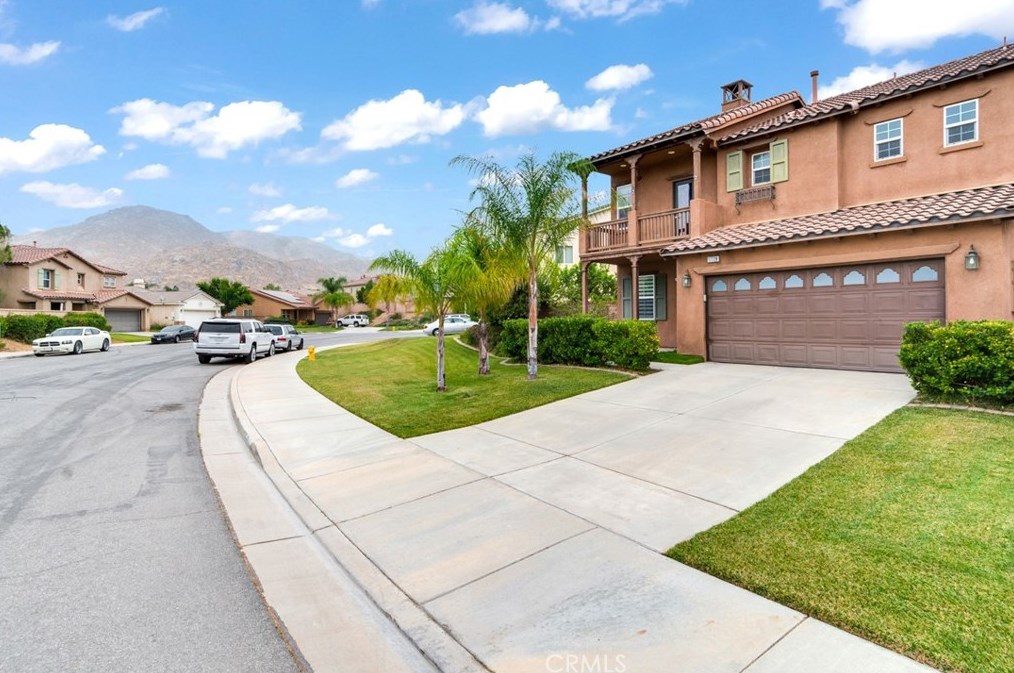 17728 Corte Soledad, Moreno Valley, CA 92551-6363