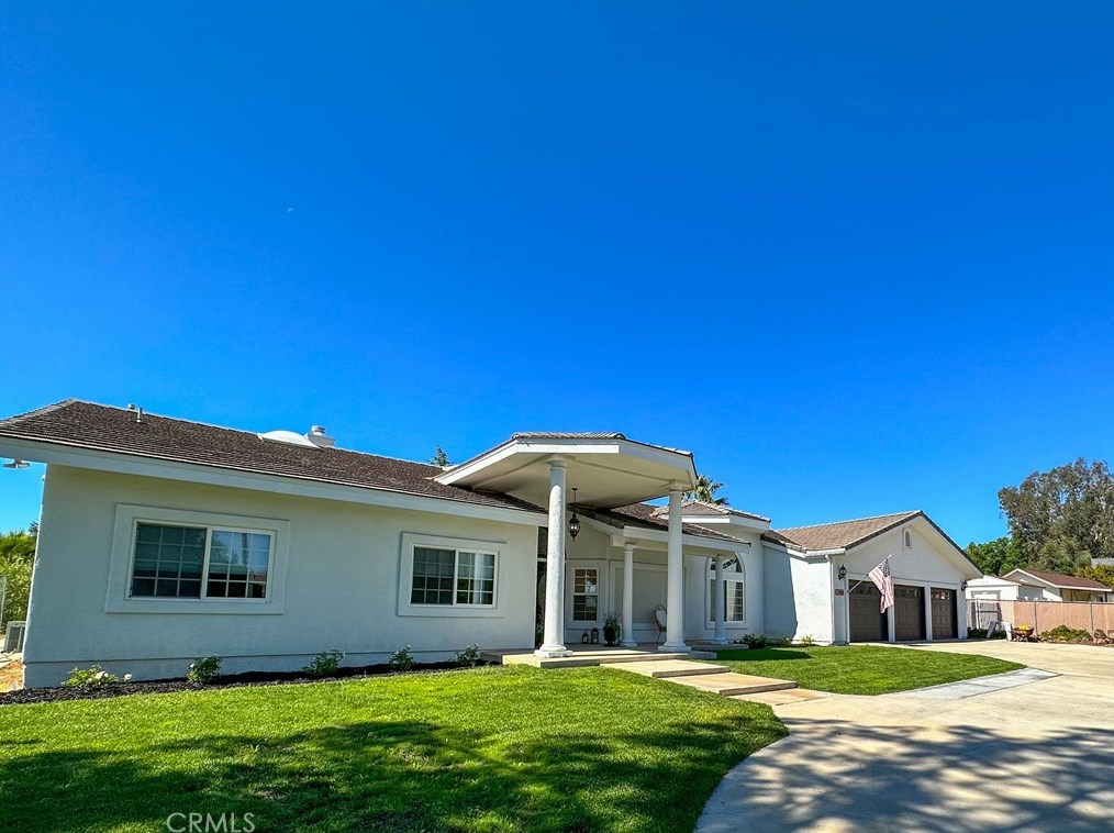 12908 South Ln, Redlands, CA 92373