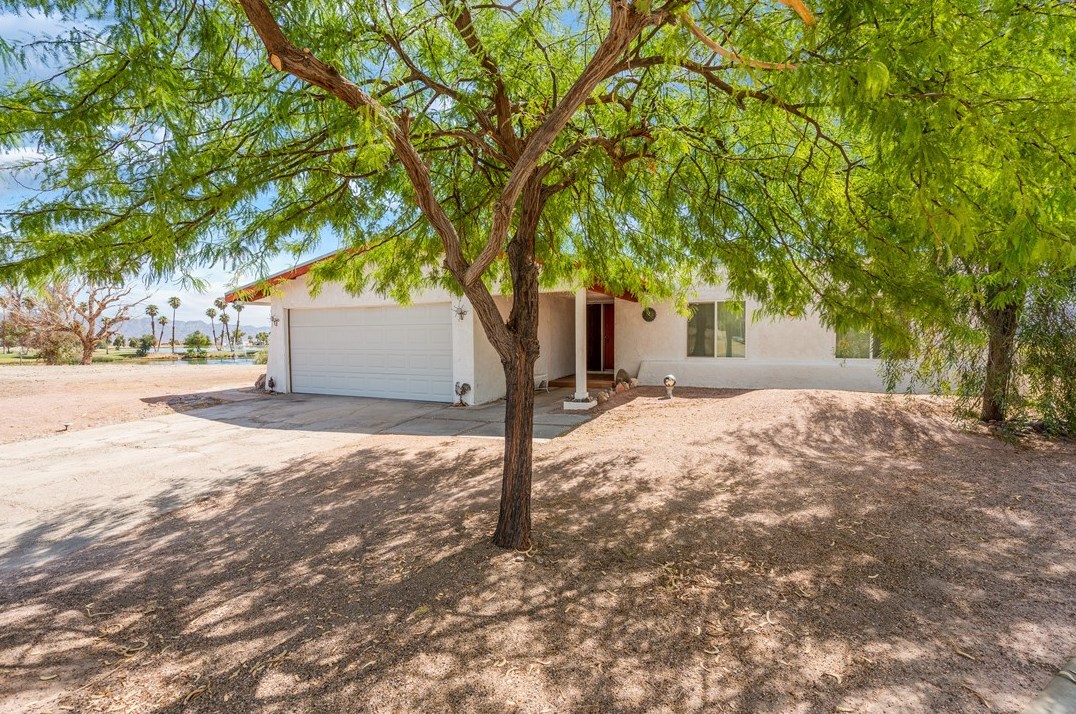 44281 Shasta Dr, Desert Center, CA 92239