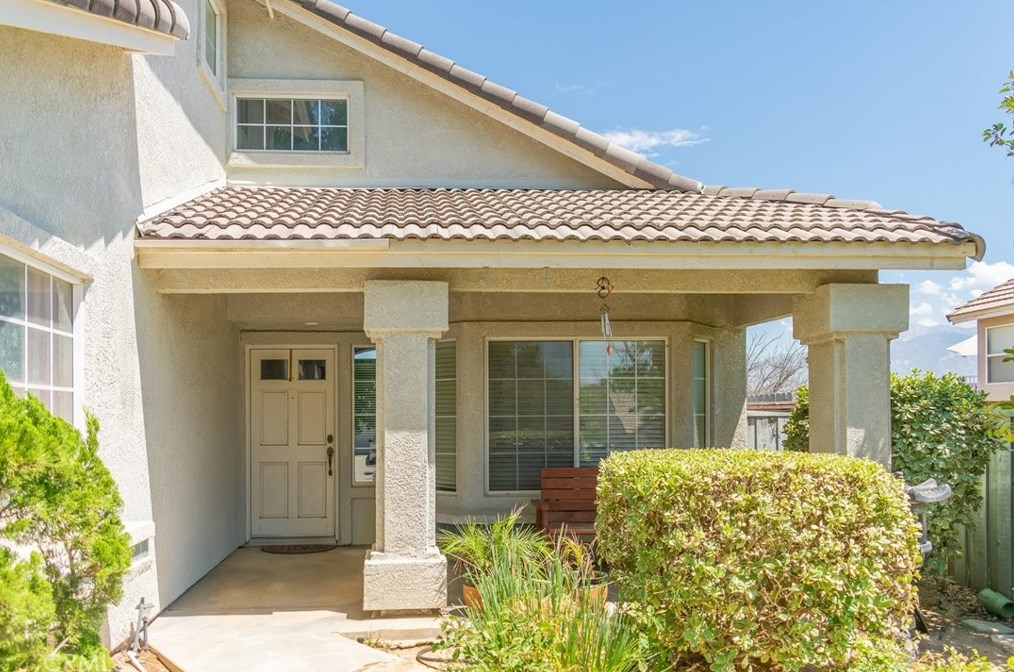 934 Harvest Moon Ln, Banning, CA 92220-1706