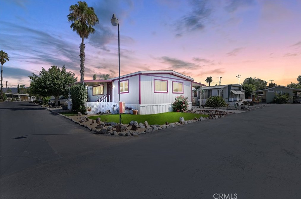 13645 5th St #3, Yucaipa, CA 92399