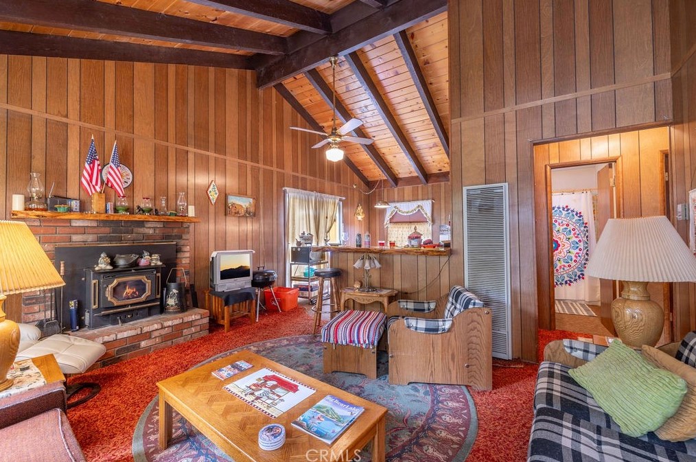 1100 Robinhood Blvd, Big Bear City, CA 92314