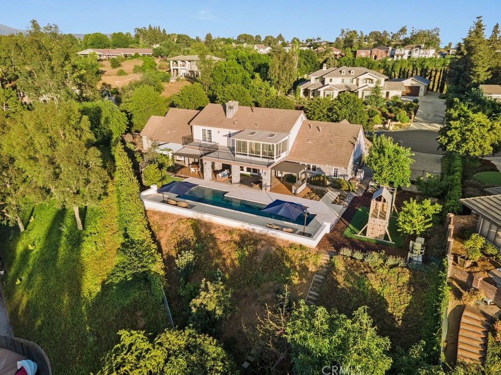 12900 Hilary Way, Redlands, CA 92373