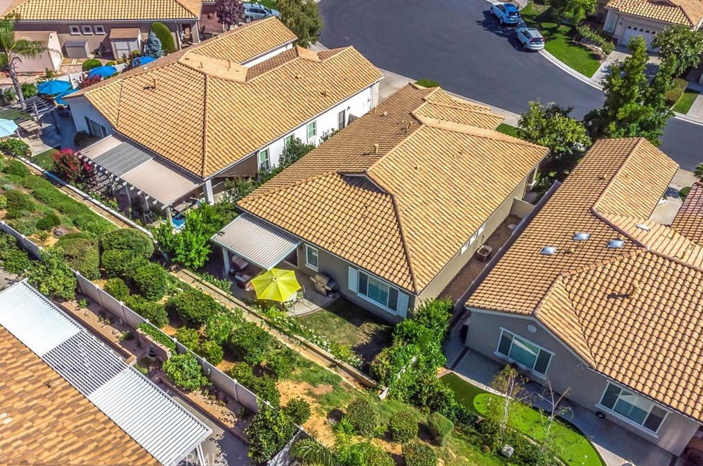 6253 Ponte Verde Cir, Banning CA  92220-7532 exterior