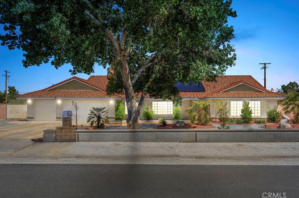 12915 Casco Rd, Apple Valley, CA 92308-6265