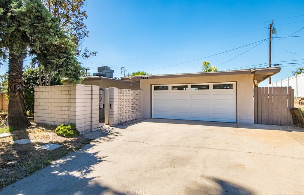 5724 Palomar Ave, San Bernardino, CA 92404