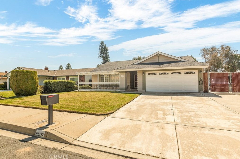 28037 Clifton St, Highland, CA 92346-3361