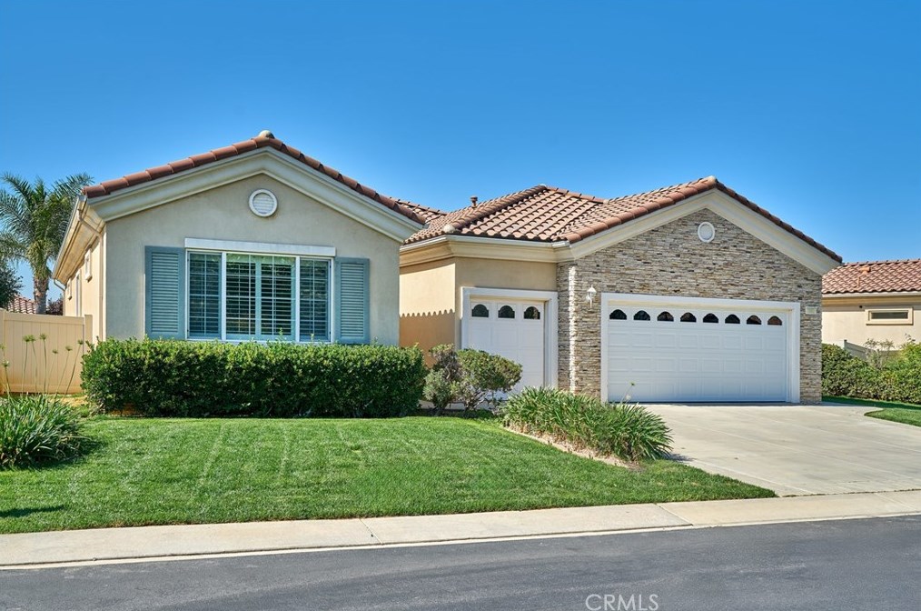 965 Hidden Oaks Dr, Beaumont, CA 92223