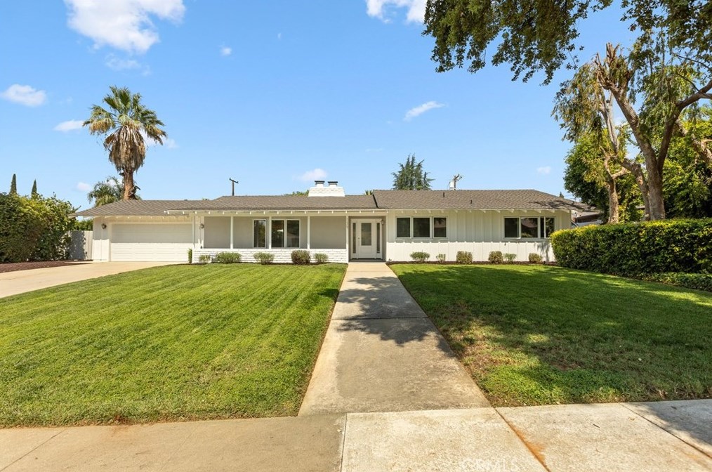 139 Anita Ct, Redlands, CA 92373-7103