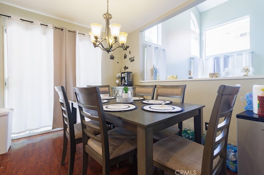 15481 Tobarra Rd, Fontana CA  92337-9059 exterior