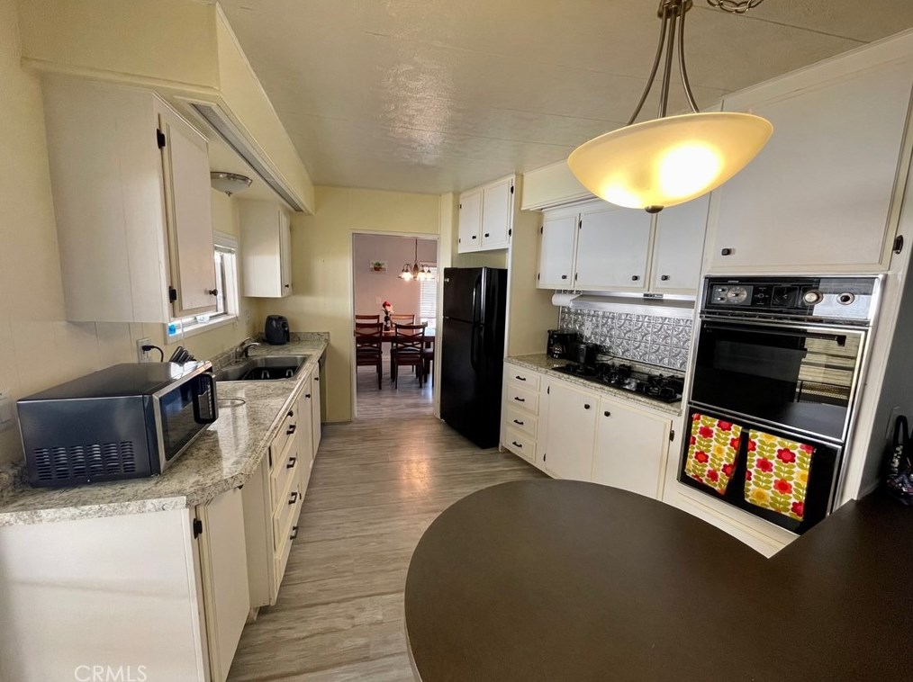 975 California St #78, Calimesa, CA 92320