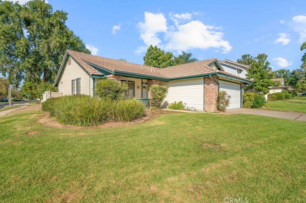 1731 Hamstead Cir, Redlands, CA 92374-4230