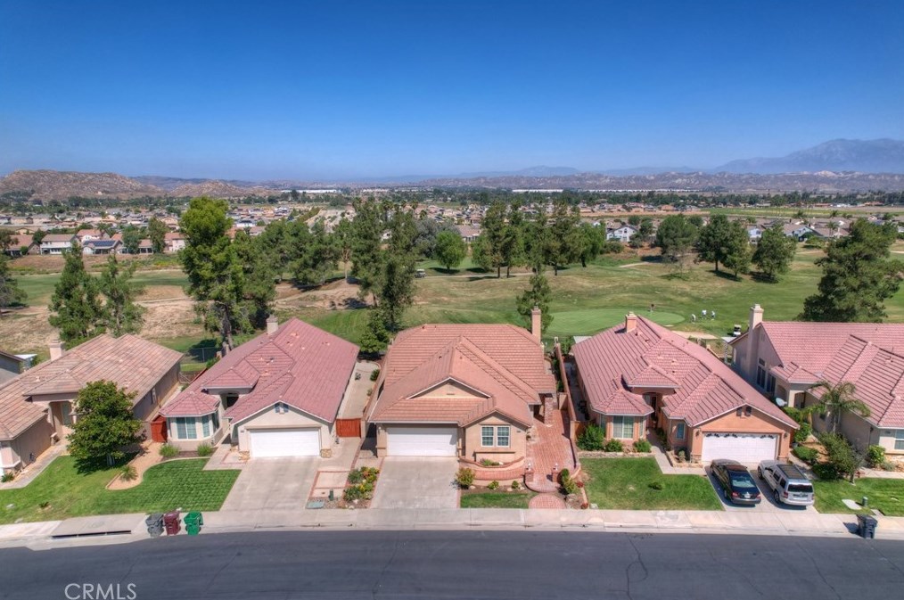 28460 Grandview Dr, Moreno Valley, CA 92555-6357