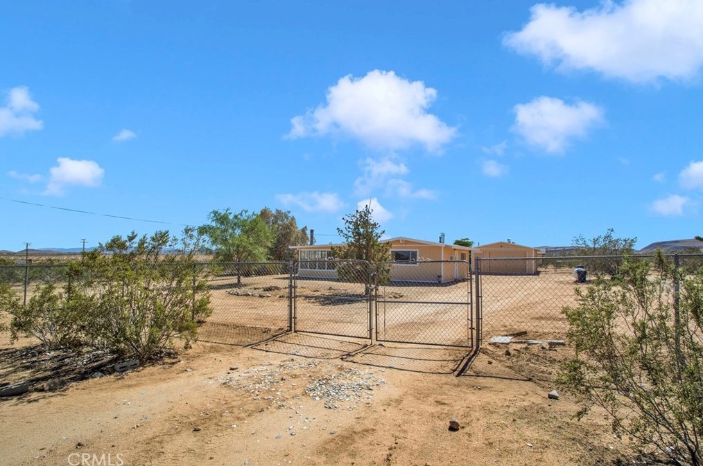 56015 Hondo St, Yucca Valley, CA 92284
