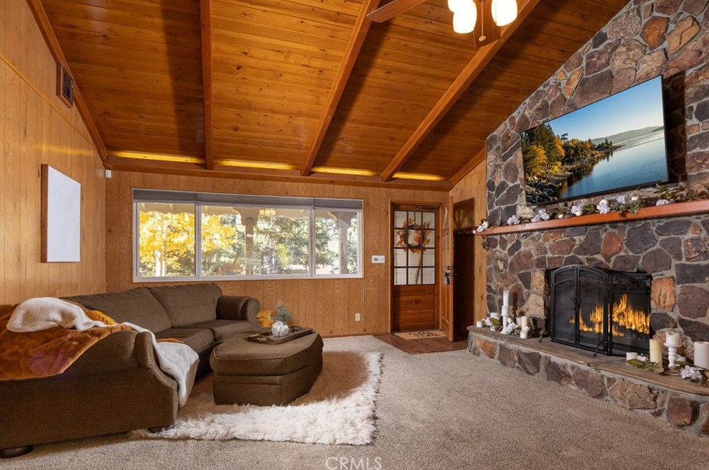 912 W Sherwood Blvd, Big Bear City, CA 92314