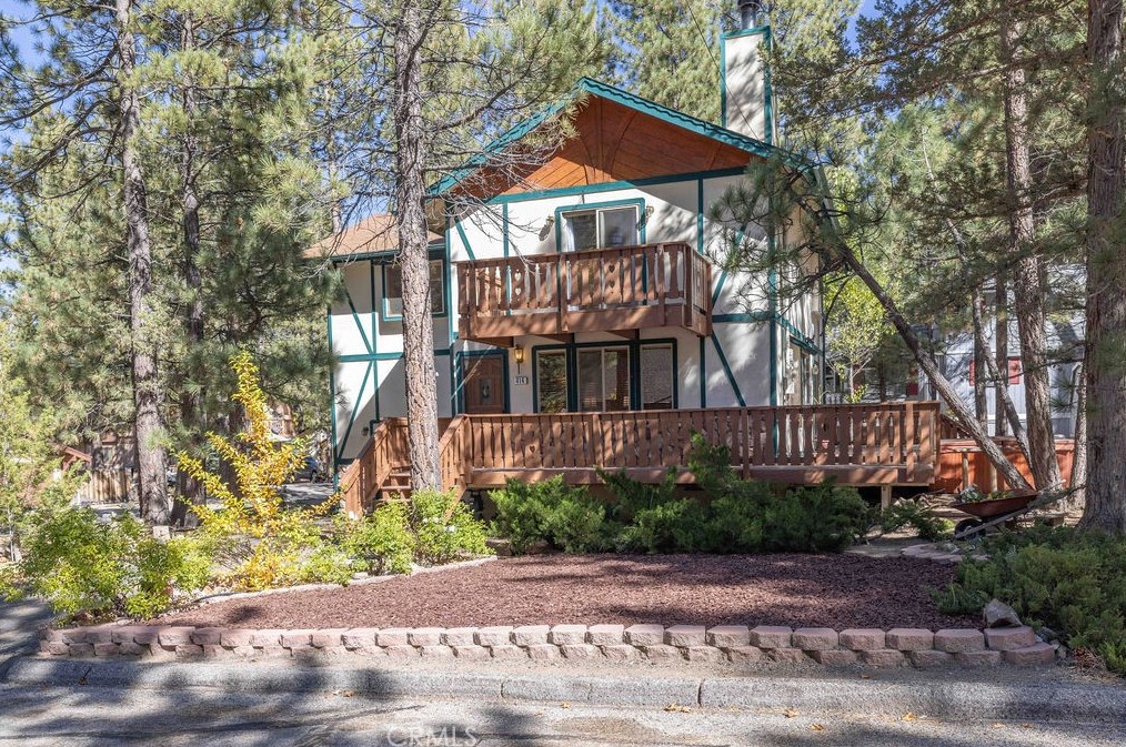 414 Belmont Dr, Big Bear City, CA 92314