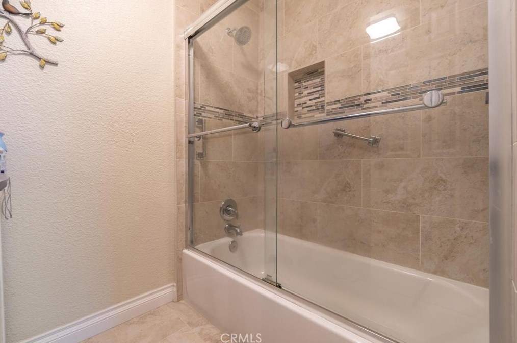 915 Orange Grv Ave, Colton CA  92324-2638 exterior