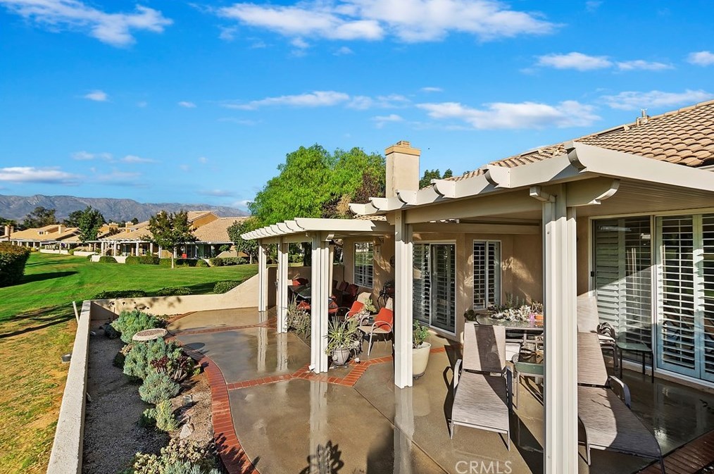 5663 Trevino Way, Banning CA  92220-6438 exterior