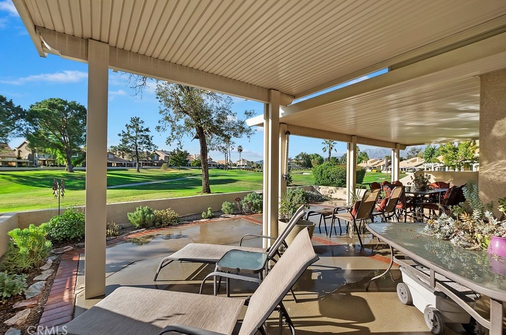 5663 Trevino Way, Banning CA  92220-6438 exterior