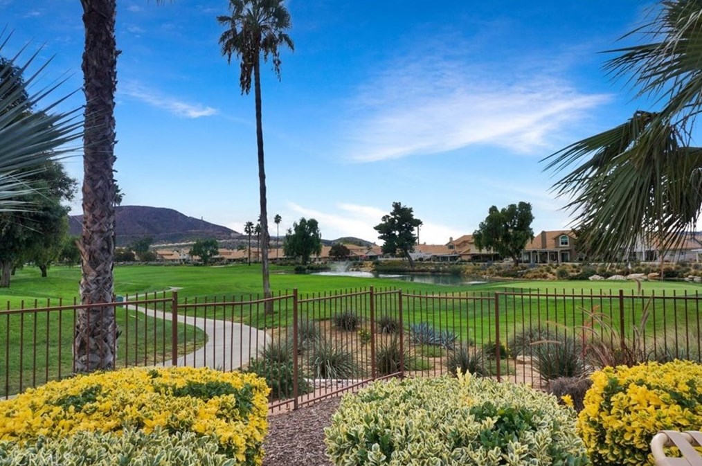 5160 Plain Field Dr, Banning CA  92220-5213 exterior