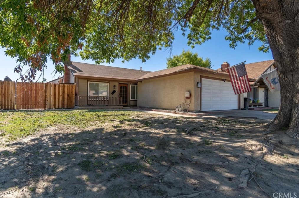 2382 Mountain Woods St, Colton, CA 92324