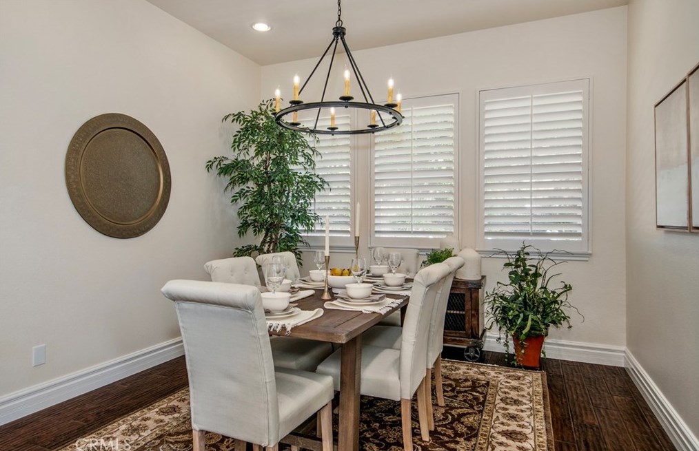 1739 6th Ave, Redlands CA  92374-6475 exterior