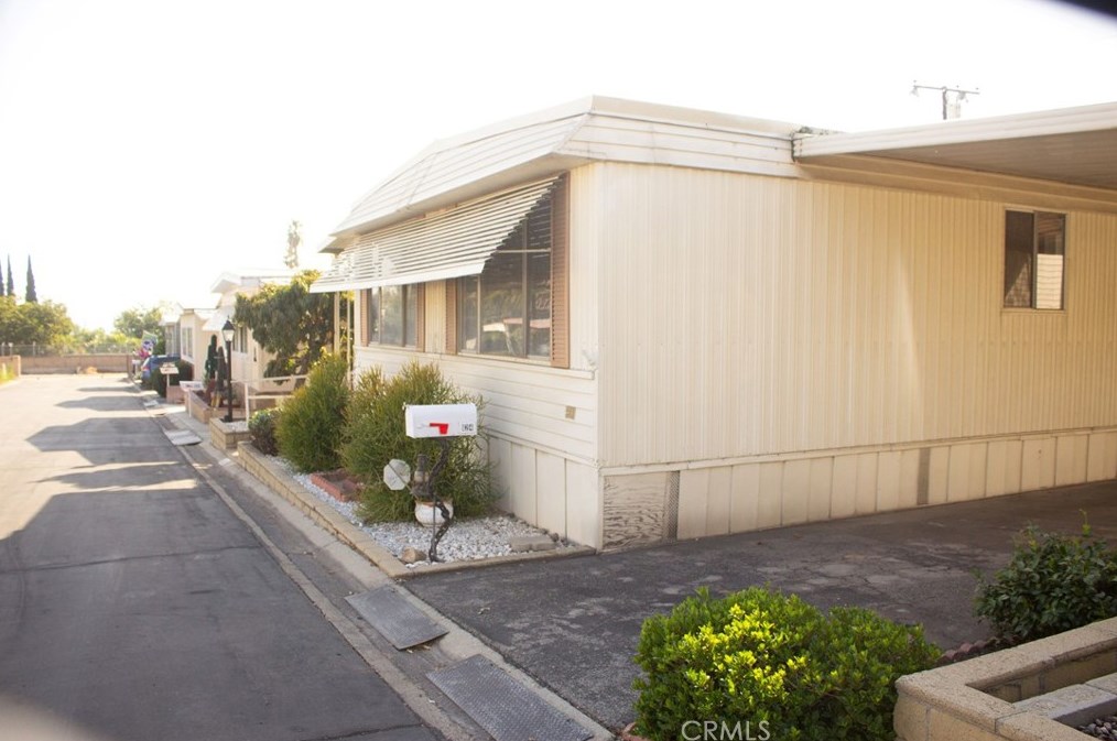 2692 Highland #124, Highland, CA 92346