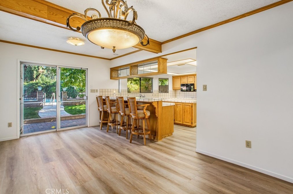 10410 Live Oak Ave, Beaumont CA  92223-4414 exterior