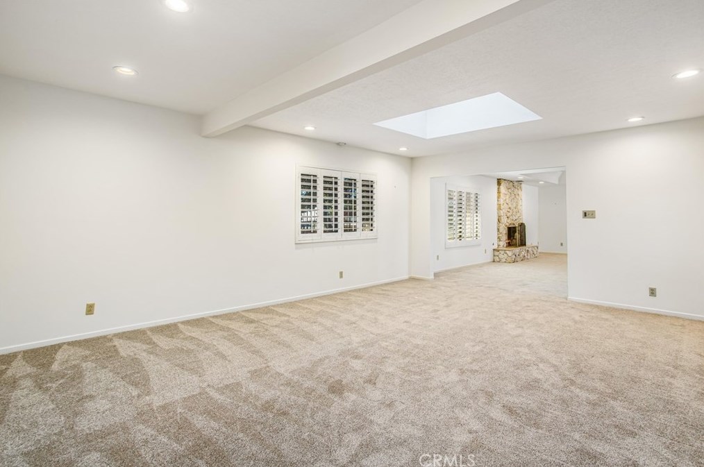 10410 Live Oak Ave, Beaumont CA  92223-4414 exterior