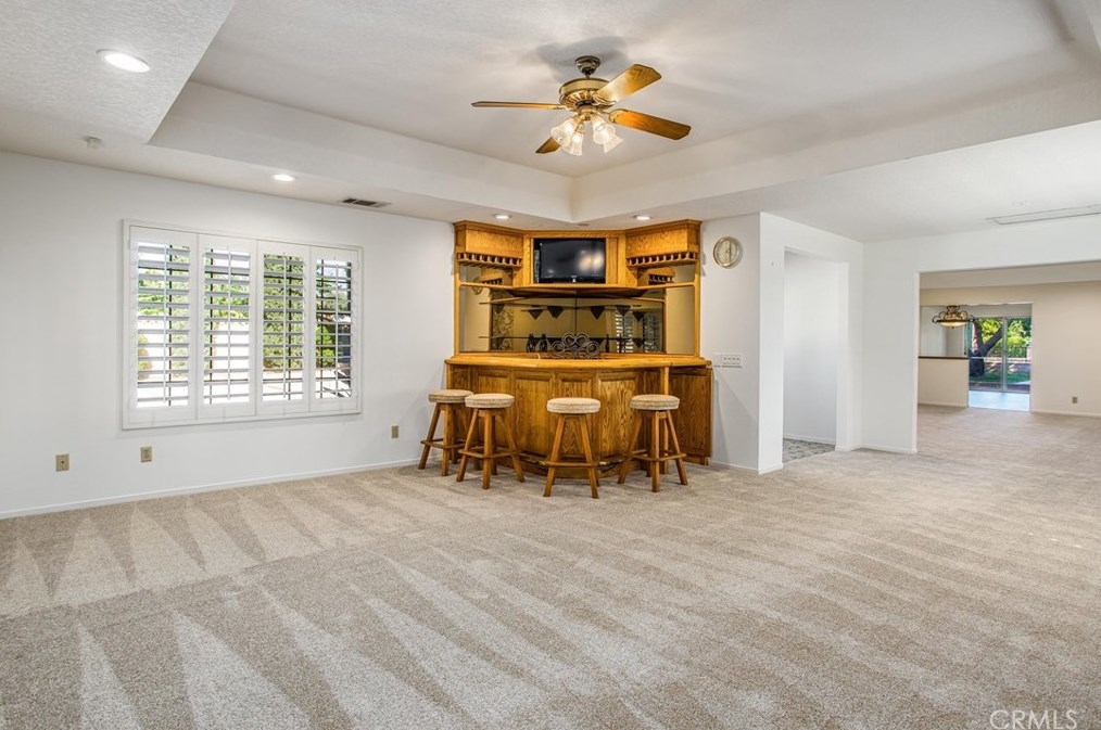 10410 Live Oak Ave, Beaumont CA  92223-4414 exterior