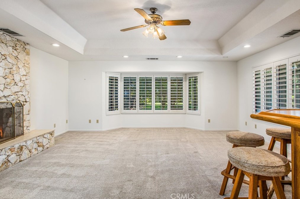 10410 Live Oak Ave, Beaumont CA  92223-4414 exterior