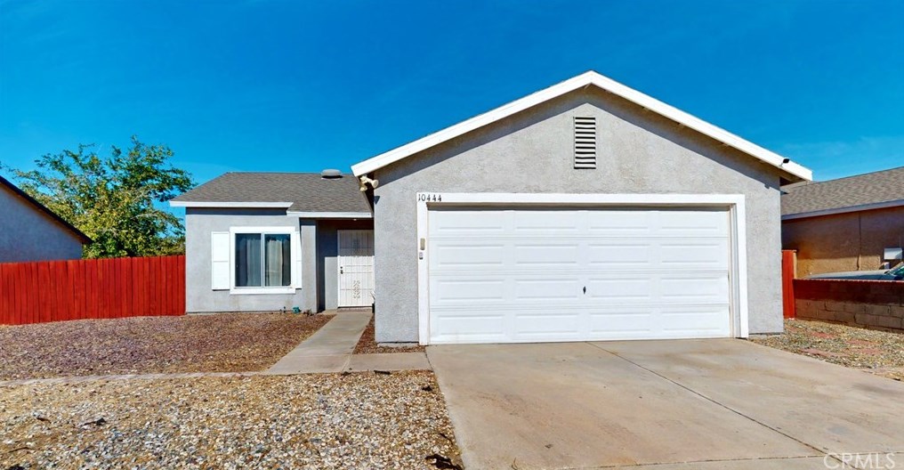 10444 Peach Ct, El Mirage, CA 92301