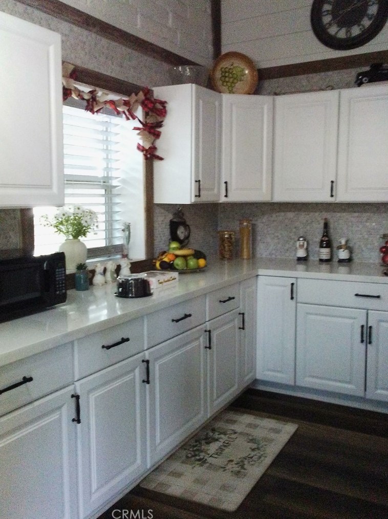 1002 Magnolia Ave, Beaumont CA  92223-1837 exterior