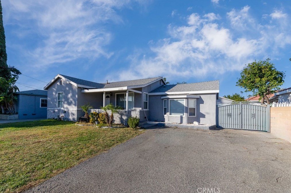 17280 San Bernardino Ave, Fontana, CA 92335-5857