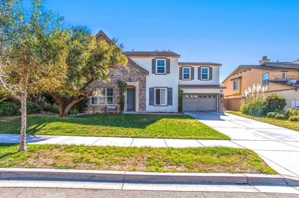 15407 Crimson St, Fontana, CA 92336-0771