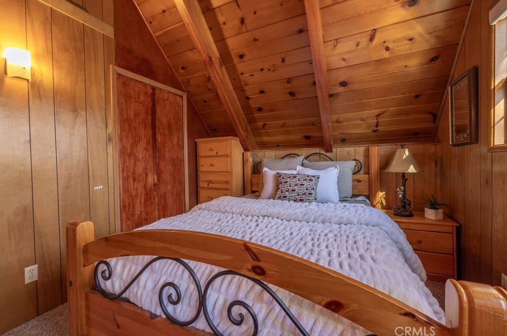 333 Brewer Way, Big Bear City CA  92314-9272 exterior