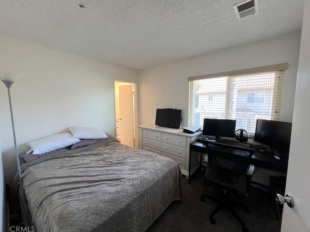 6741 Kempster Ct, Fontana CA  92336-1574 exterior