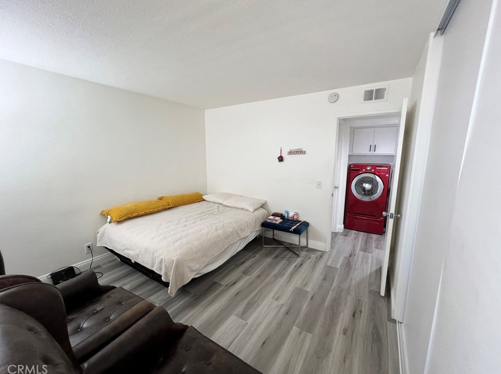 6741 Kempster Ct, Fontana CA  92336-1574 exterior