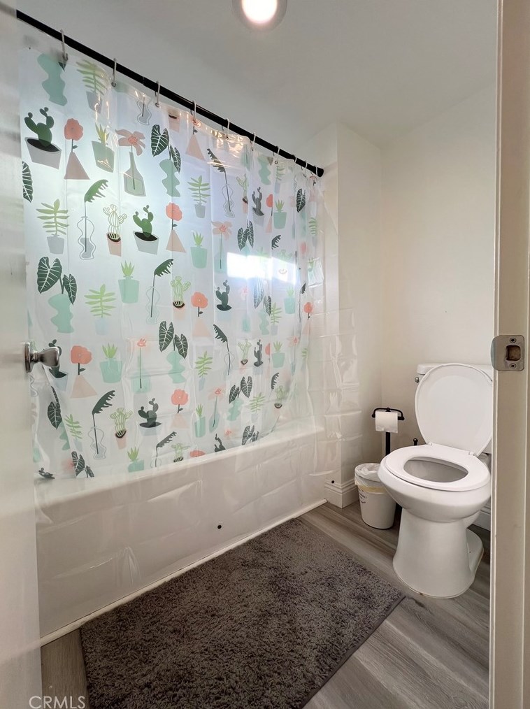 6741 Kempster Ct, Fontana CA  92336-1574 exterior