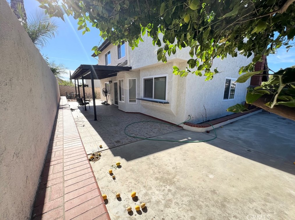 6741 Kempster Ct, Fontana CA  92336-1574 exterior