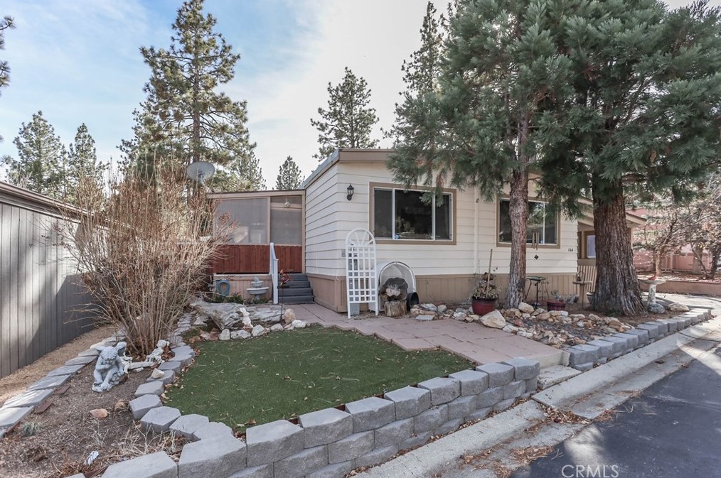 391 Montclair Dr #164, Big Bear City, CA 92314