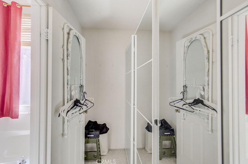 14735 Saddlepeak Dr, Fontana CA  92336-0197 exterior