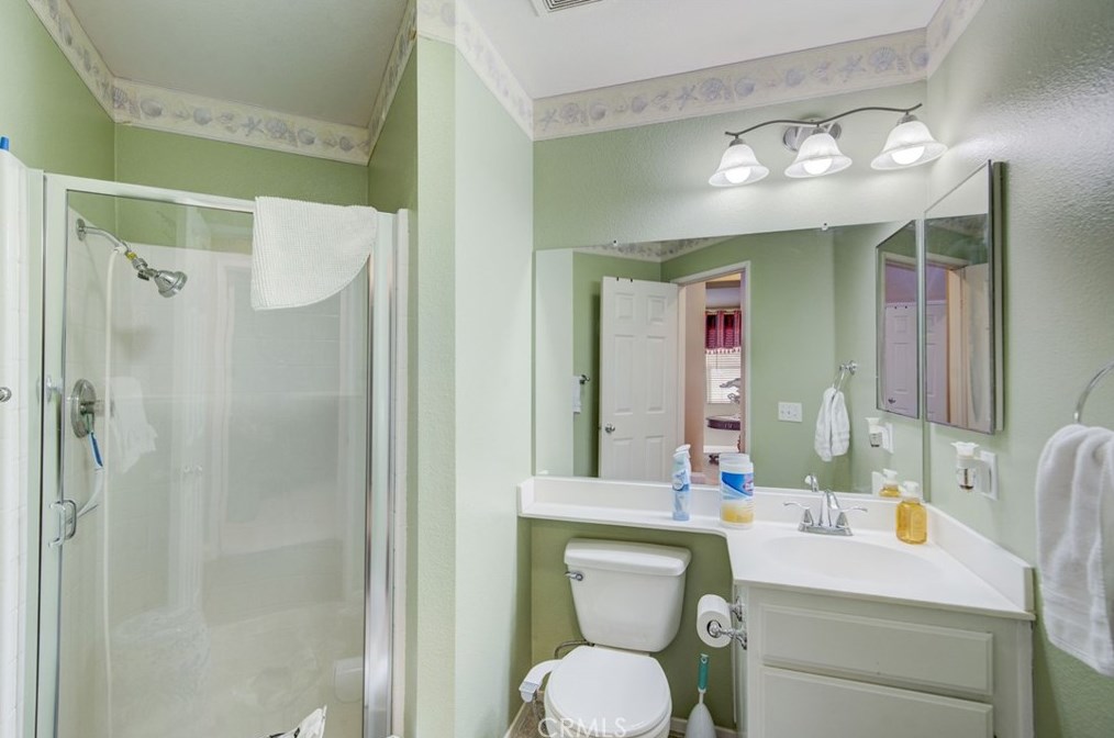 14735 Saddlepeak Dr, Fontana CA  92336-0197 exterior